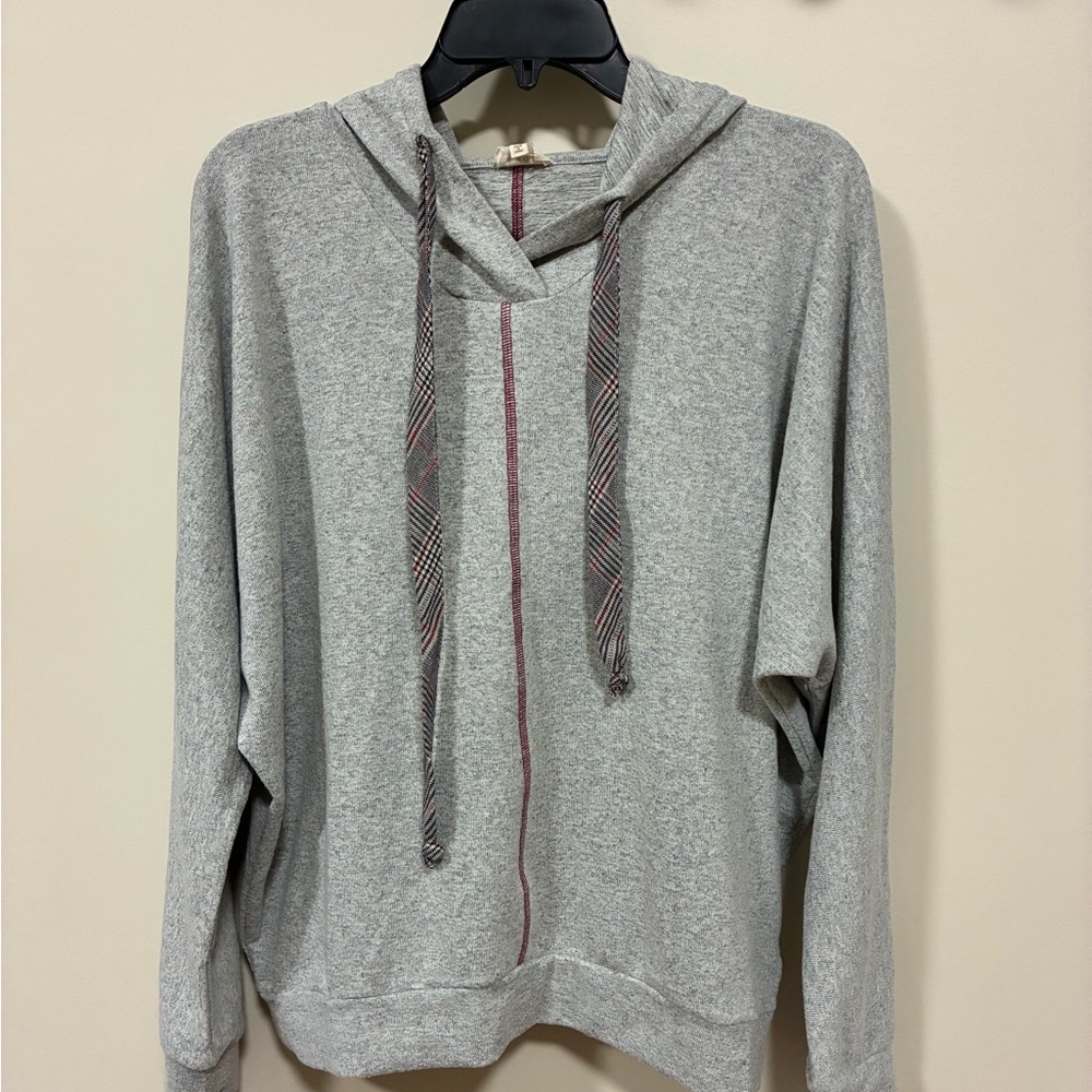 Hem & Thread long sleeve top S/M